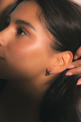 Thin Huggies Earrings - Silver